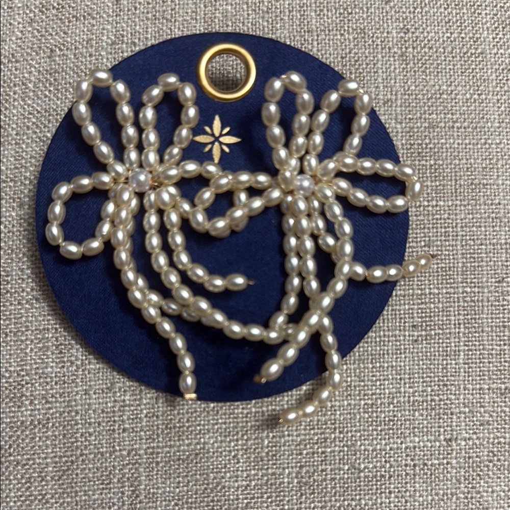 Cream Post Vintage-Inspired Beaded Faux Pearl Bow Earrings; NWT - Picture 1 of 3